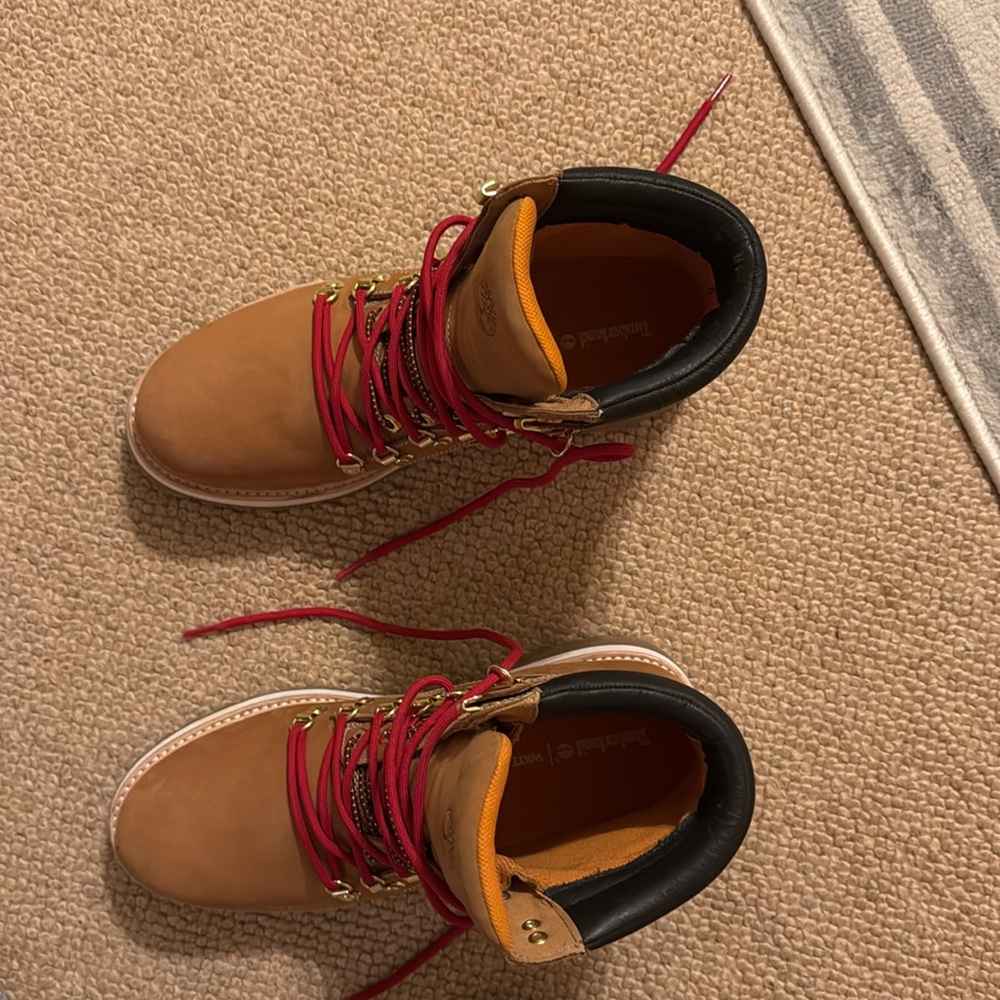 Timberland Christmas Edition rare - Picture 2 of 3